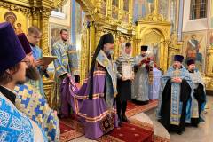 Преосвященнейший епископ Герман наградил активных участников приходских волонтерских объединений
