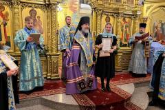 Преосвященнейший епископ Герман наградил активных участников приходских волонтерских объединений